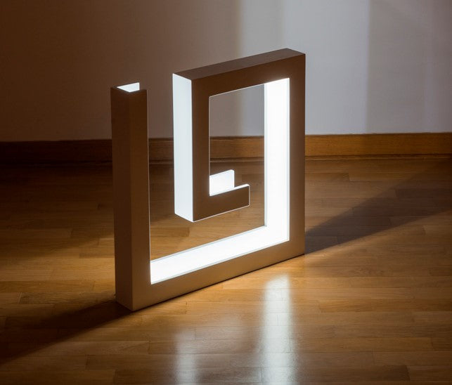Lavirint Podna Lampa
